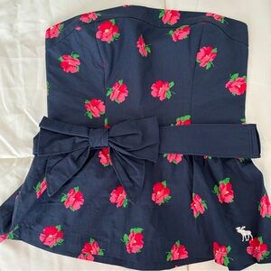EUC Abercrombie & Fitch Strapless Floral Peplum Blouse with Bow - size Small